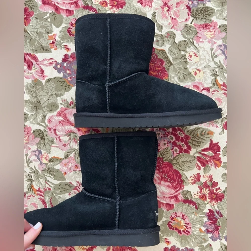 Kid Ugg boots - Picture 2 of 8